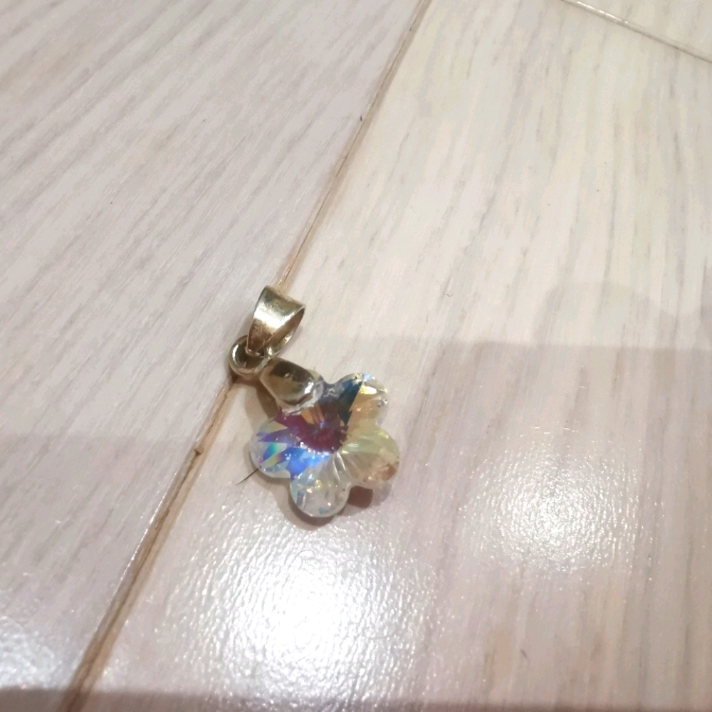 🍀3/$30 Flower Necklace charm